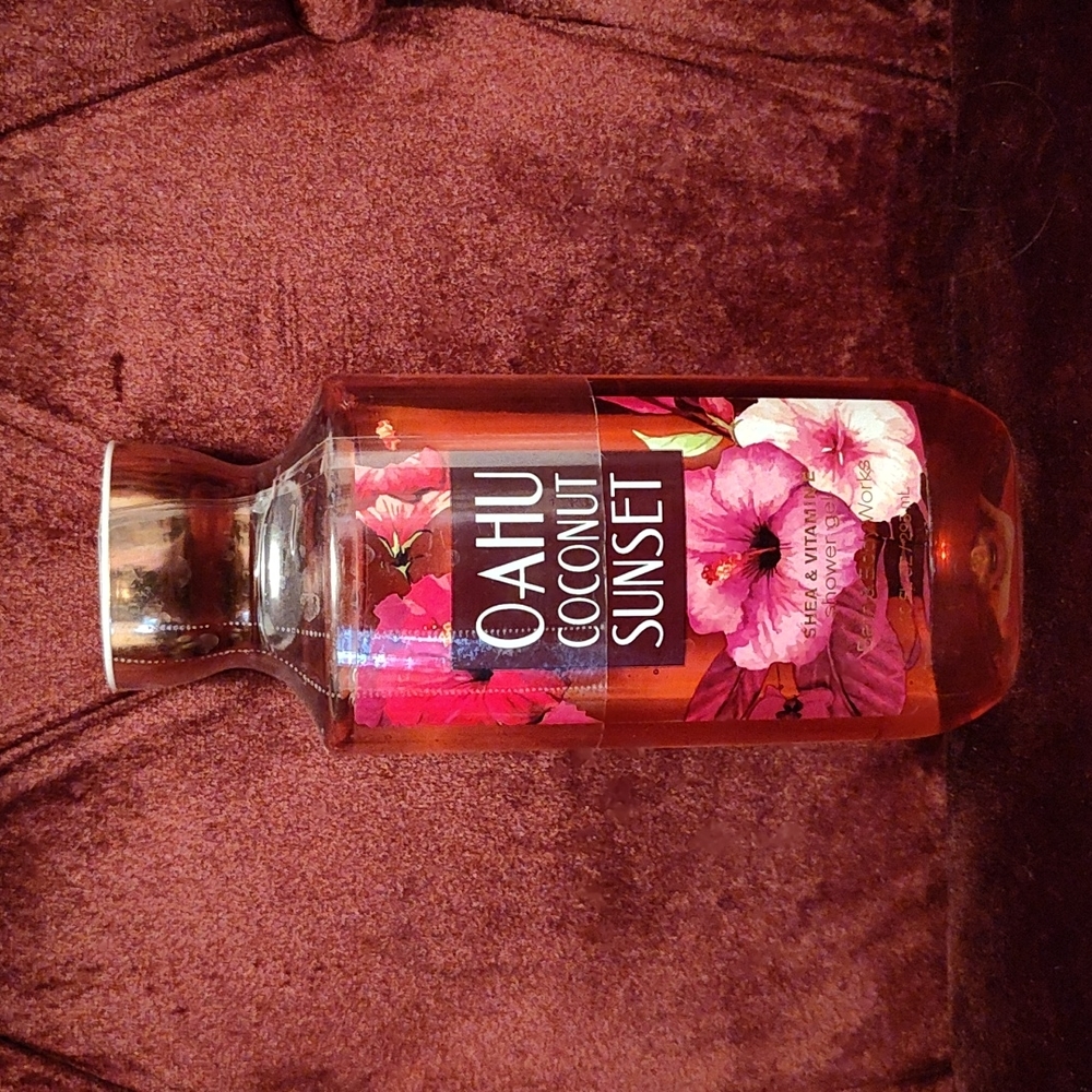 Bath and Body Works Oahu Coconut Sunset Shower Gel